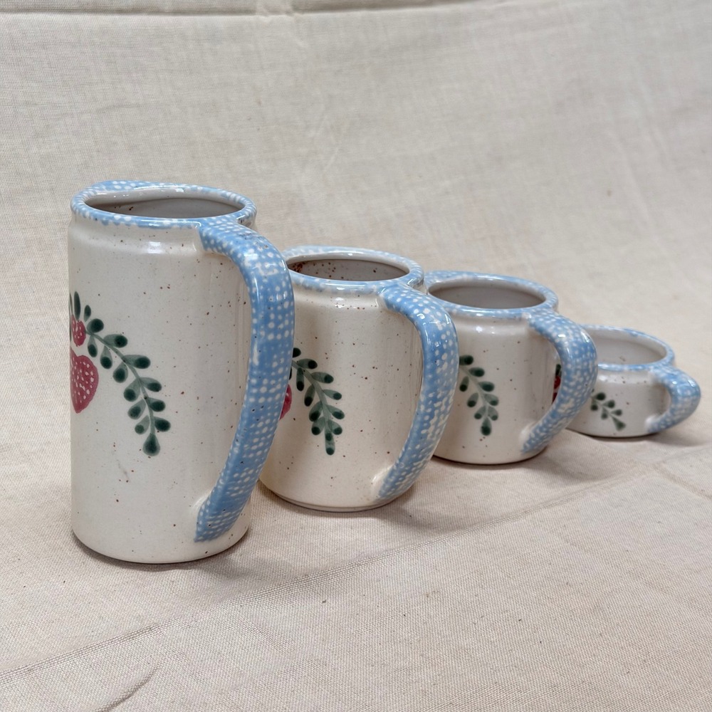 Vintage Ceramic Measuring Cups Set of 4 Folk Art Heart Kitchen Decor 80s - Picture 9 of 9